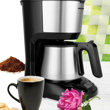 Cafetiera digitala Heinner Armoure HCM-D750SSBK, 750W, 1.25L, Display LCD, Cana din otel inoxidabil, Filtru si portfiltru detasabil, Temporizator programabil, Functie anti-scurgere, Oprire automata, Cana si portfiltru lavabile in masina de spalat vase Carpatik.ro
