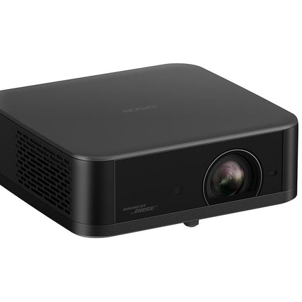 PROIECTOR EPSON EF-62B METALLIC BLACK, 700 Lumeni, Rezolutie: 4K PRO- UHD, Aspect ratio: 16:9, Contrast: 5.000.000:1, Refresh rate: 192 Hz - 240 Hz, Suport HDR, Dimensiuni ecran proiectie: 30'-150", Distanta proiectie:0.8-4m, Interfata: USB 2.0-A, USB 2.0 Tip B (numai pentru service), Jack plug out