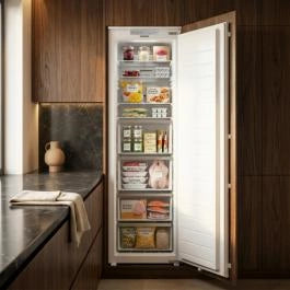 Congelator Incorporabil Heinner HFF-BIM212NFCE++, No Frost, 212 L, Clasa E, Funcționare Convertibilă Frigider/congelator, Display cu Leduri În Interior, Control Electronic, Lumină Led, Alarmă Ușa Des
